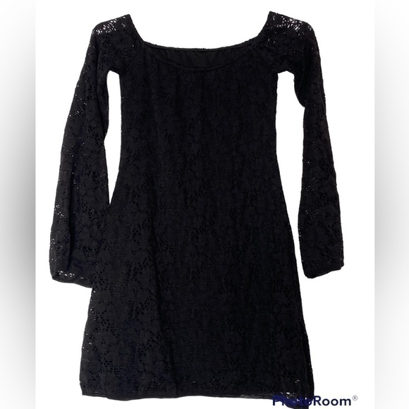 LOVE…ADY BLACK FLORAL LACE LONG SLEEVE COCKTAIL DRESS SIZE XS - Picture 2 of 5